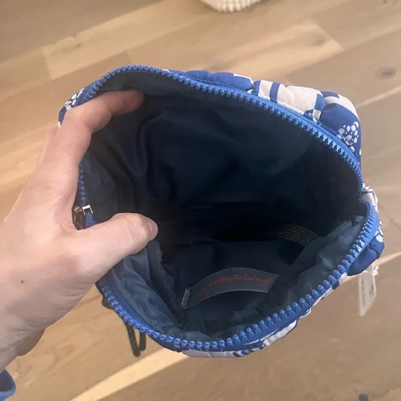 FP Movement by Free People Blue & White Quilted Cosmetic Wristlet Pouch - Picture 3 of 4